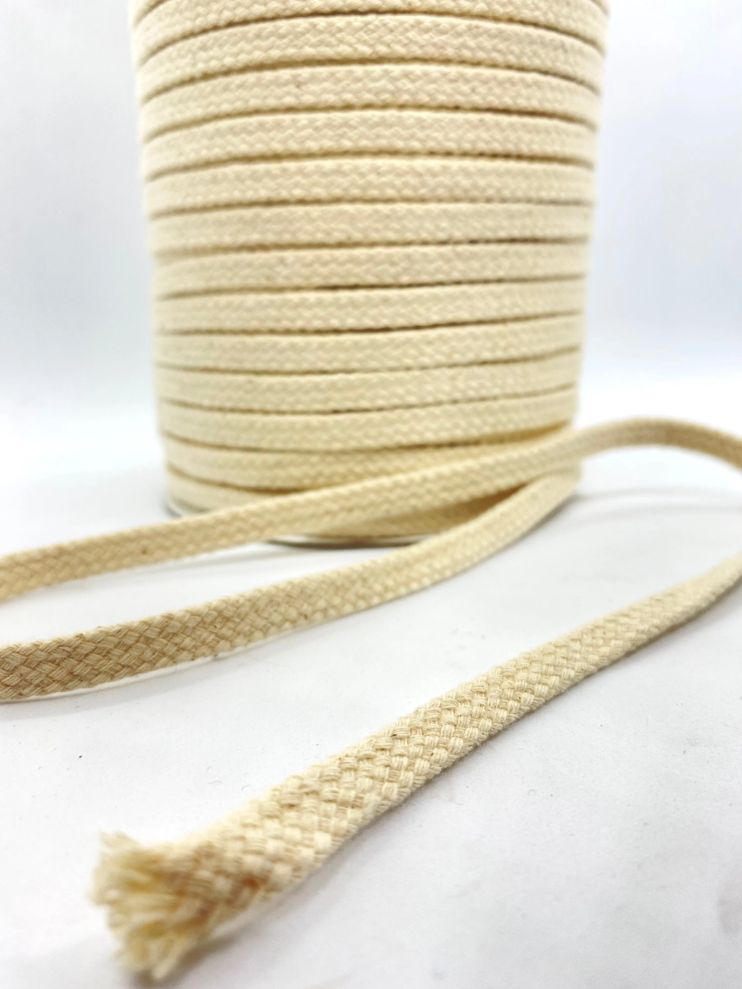 1/4" Natural Flat Cotton Cord