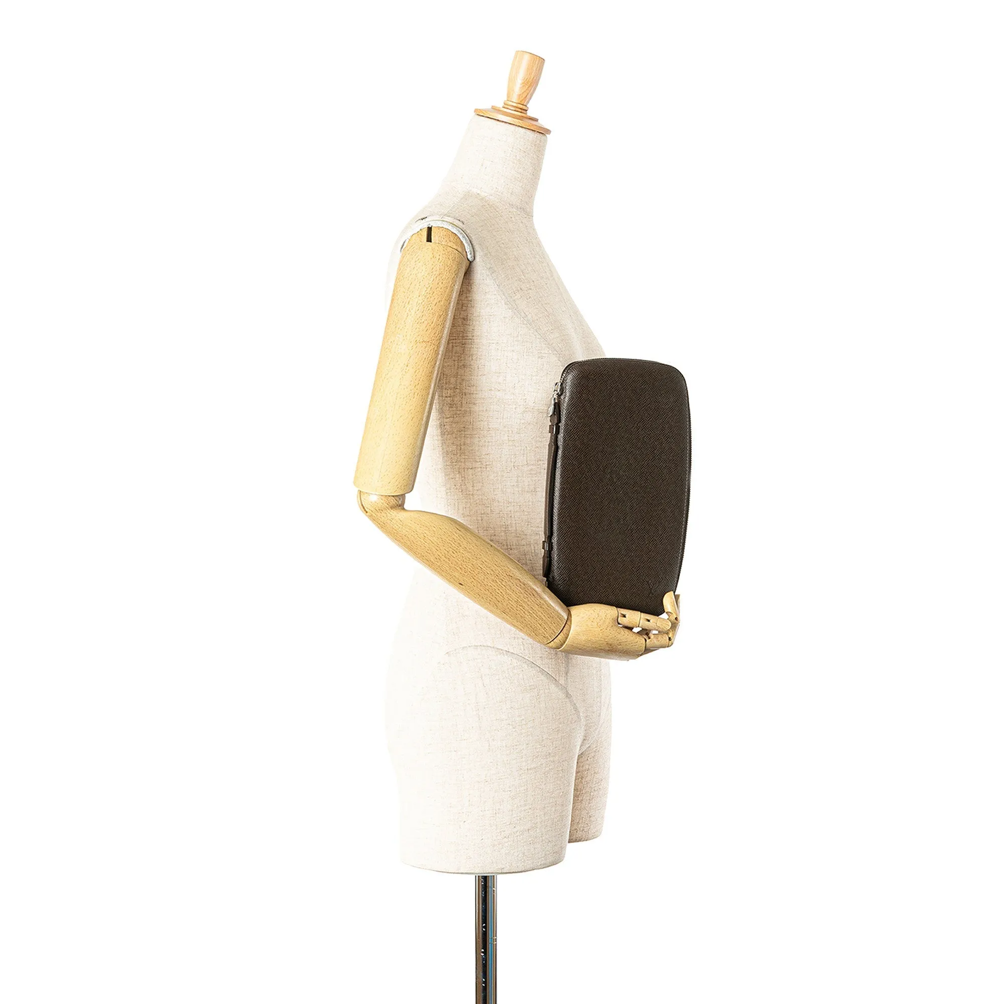 Brown Louis Vuitton Taiga Atoll Organizer