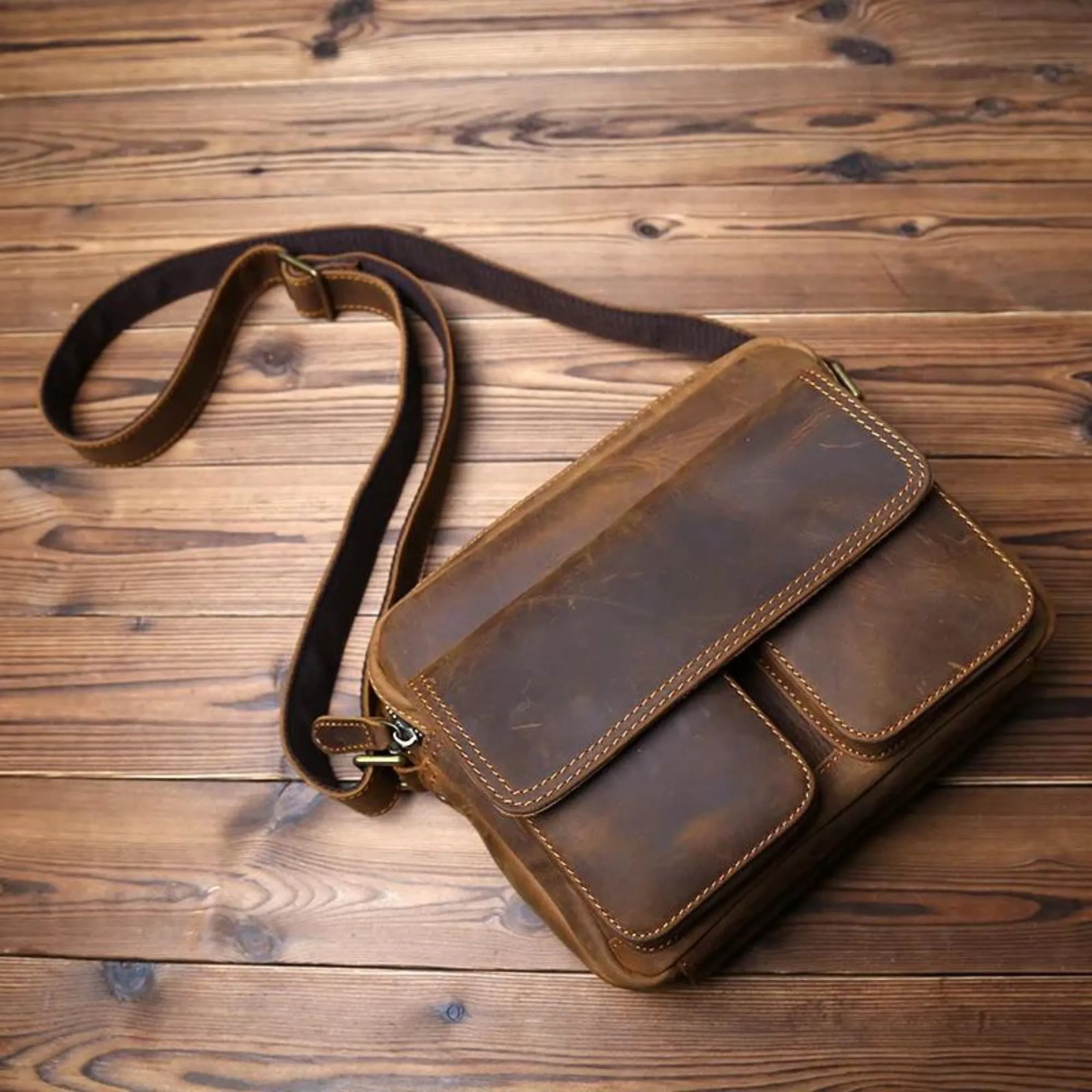 Luxury Men's Leather Messenger Bag
