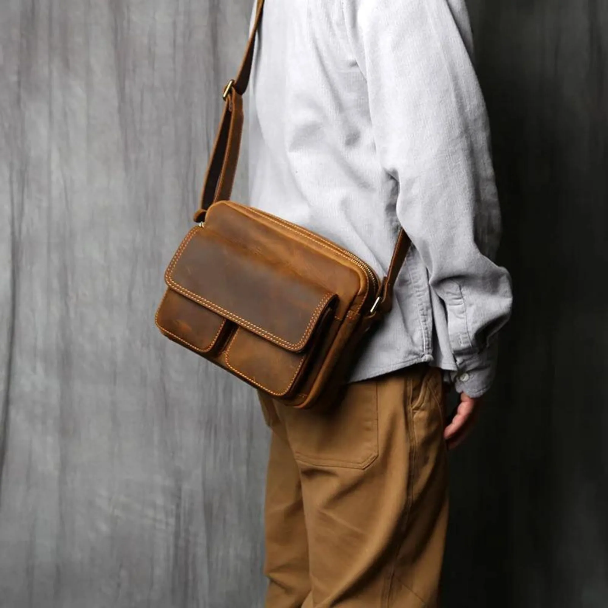 Luxury Men's Leather Messenger Bag