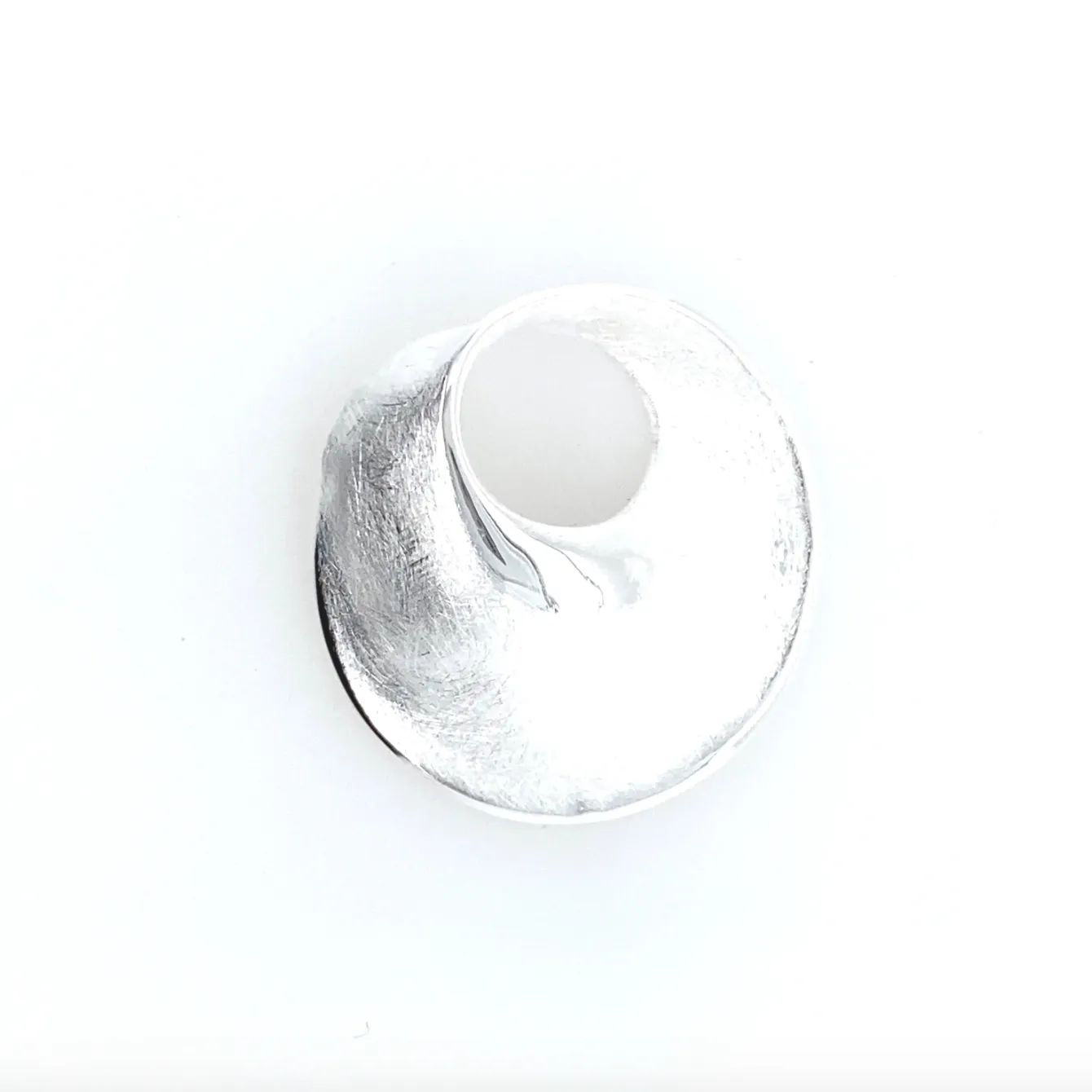 Mobius Textured Pendant