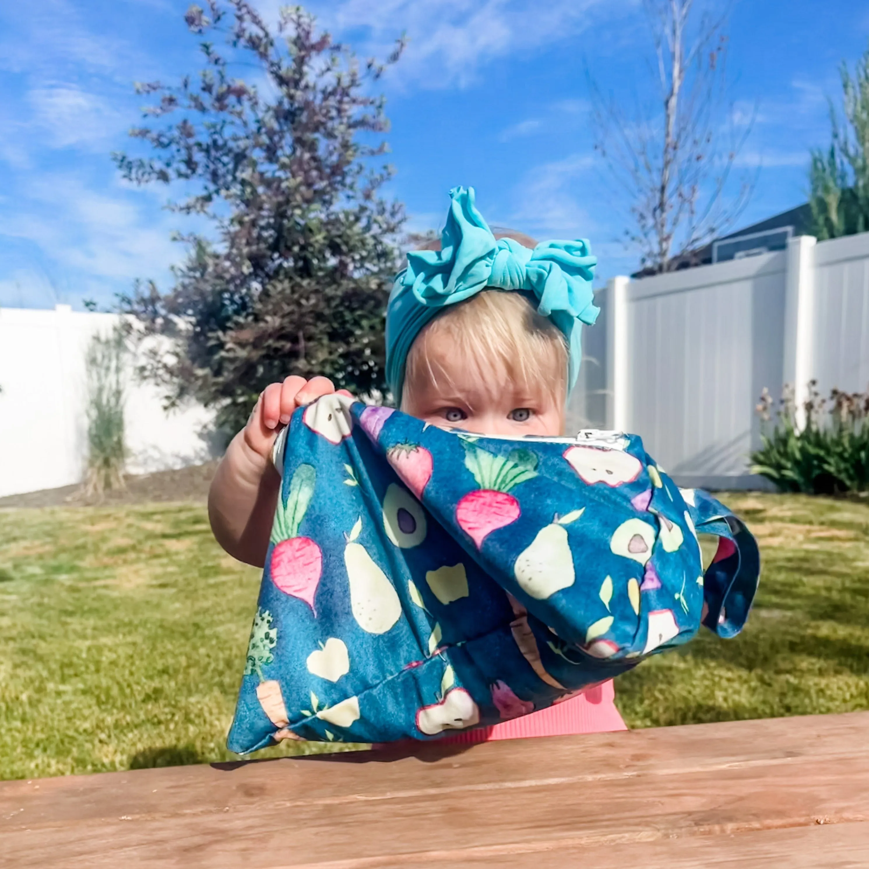 Organic Produce - Waterproof Wet Bag (For mealtime, on-the-go, and more!)
