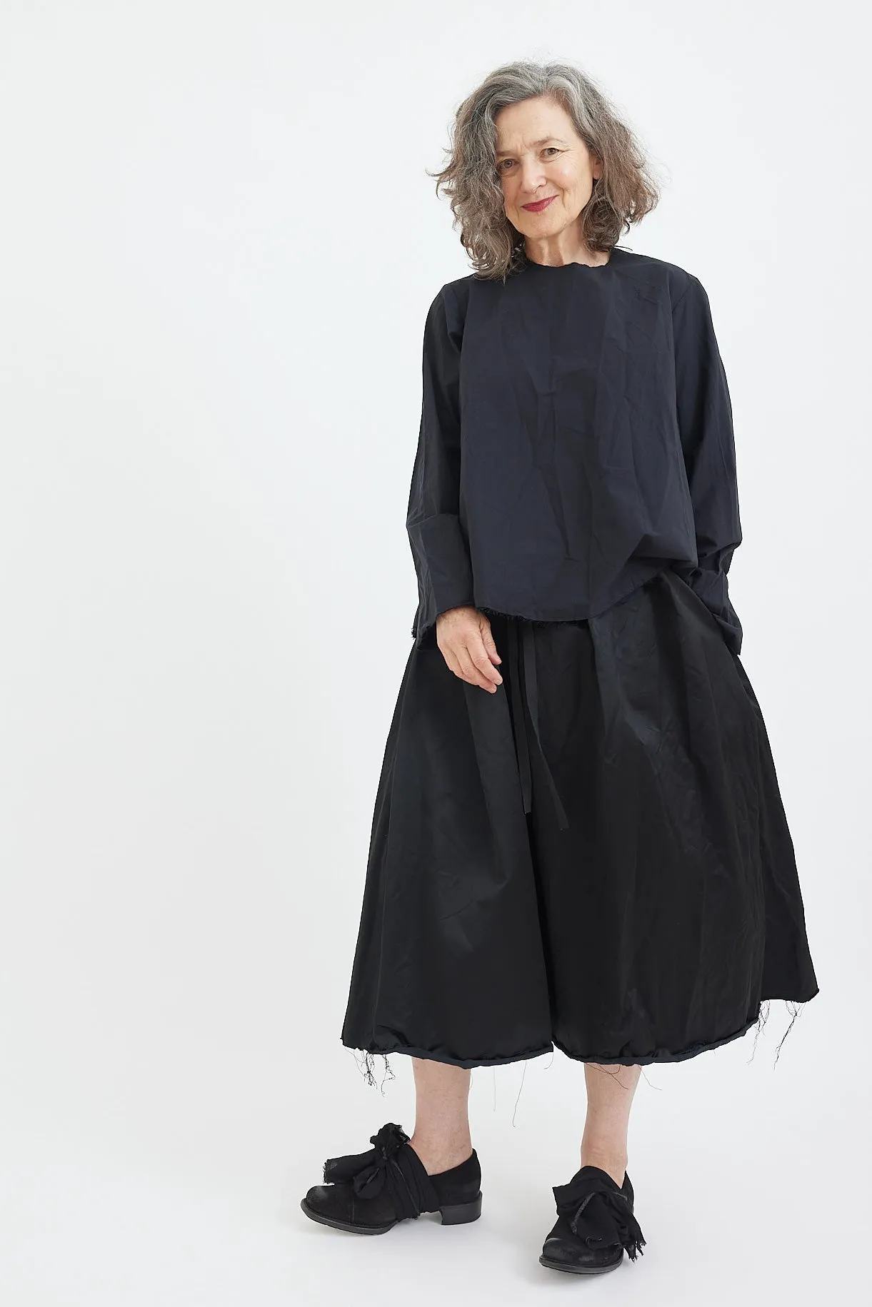SCHA - Round Neck Long Sleeve Top "OE"